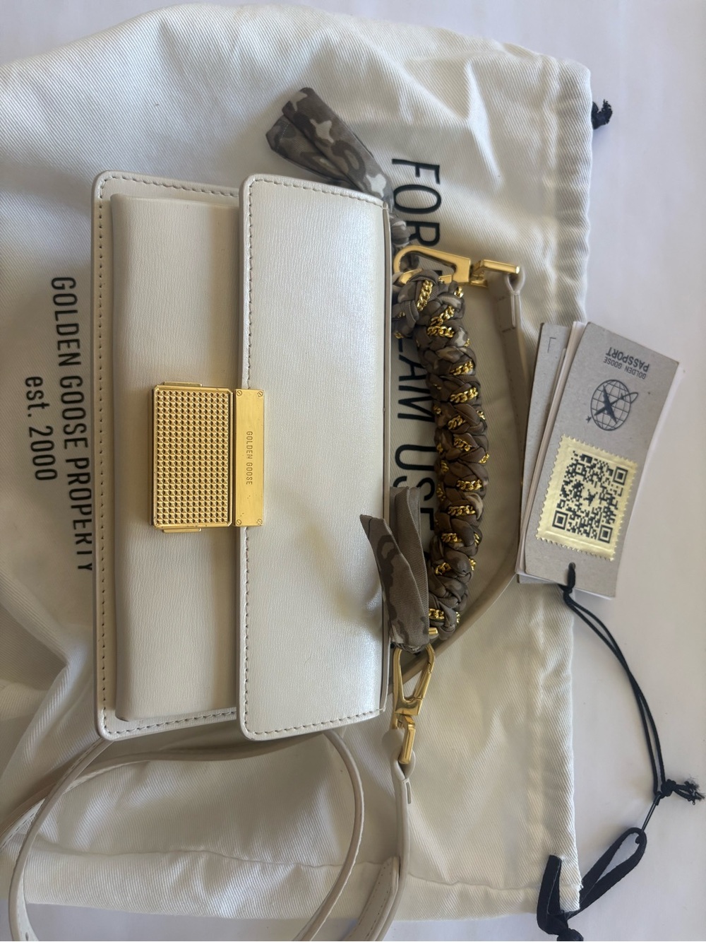 Golden Goose Cream Leather Shoulder Bag with Gold Hardware - Picture 10 of 10